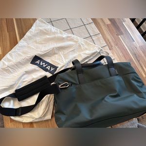 Away Everywhere Bag - green